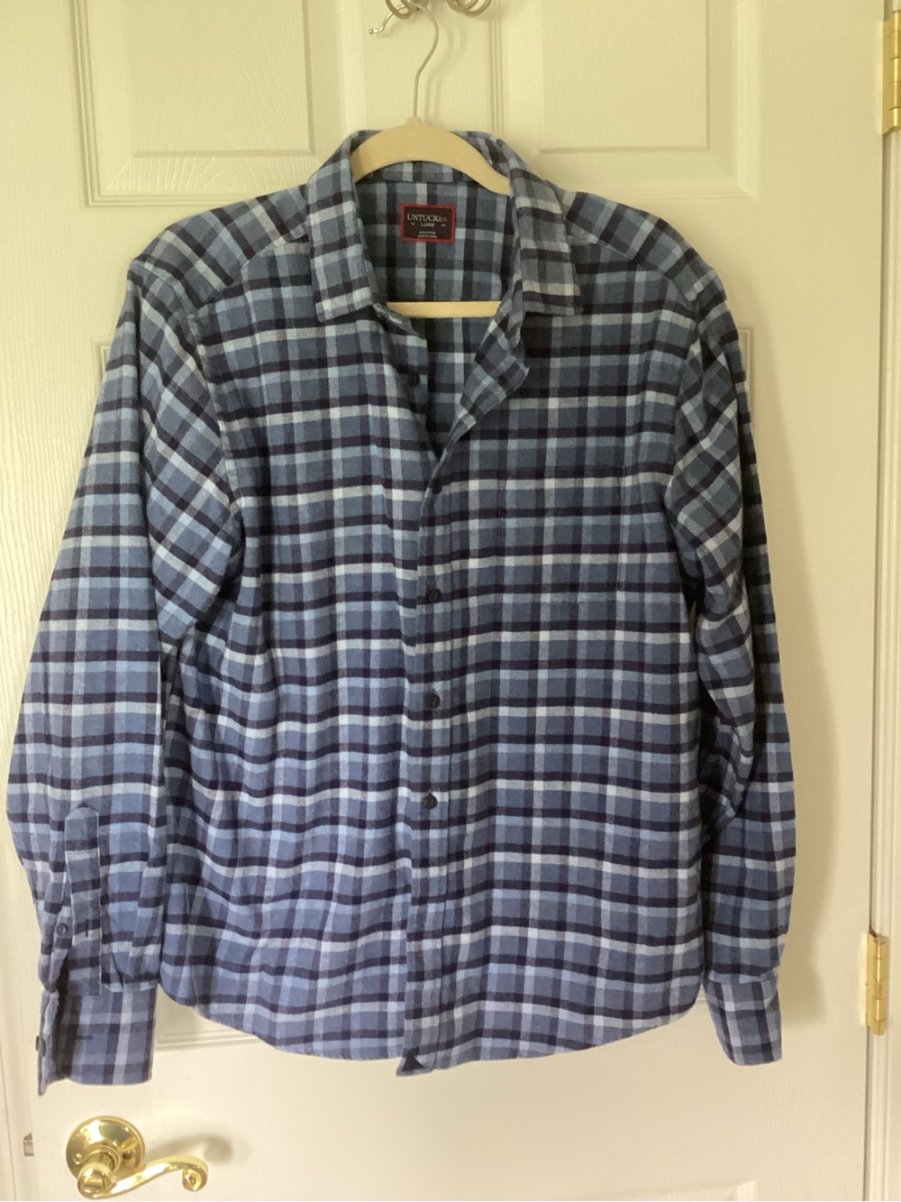 UNTUCKit Light and Navy Blue Plaid flannel Long-Sleeve Button-Down Shirt